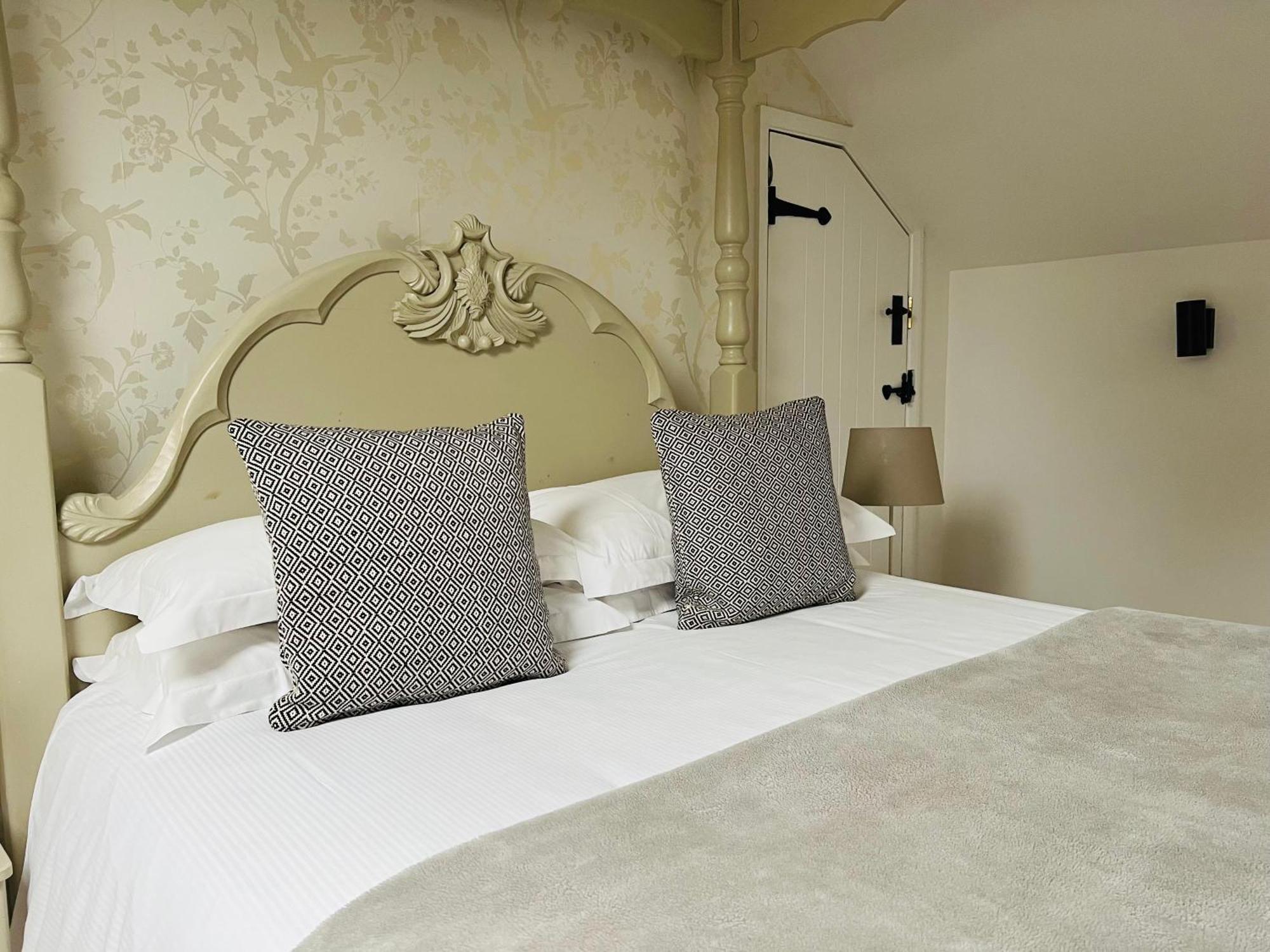 Cottage Lodge Hotel Brockenhurst Bagian luar foto