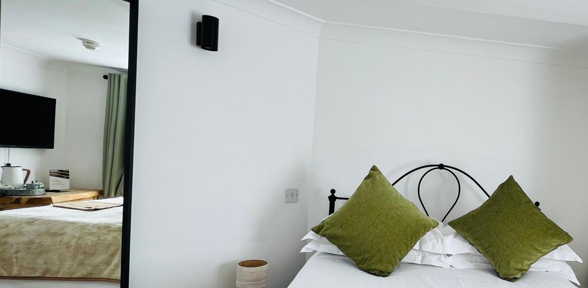 Cottage Lodge Hotel Brockenhurst Bagian luar foto